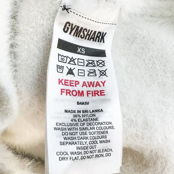 Gymshark Whitney Simmons Oversized Eyelash Knit Sweater Womens XS Fuzzy Athletic - Picture 7 of 7